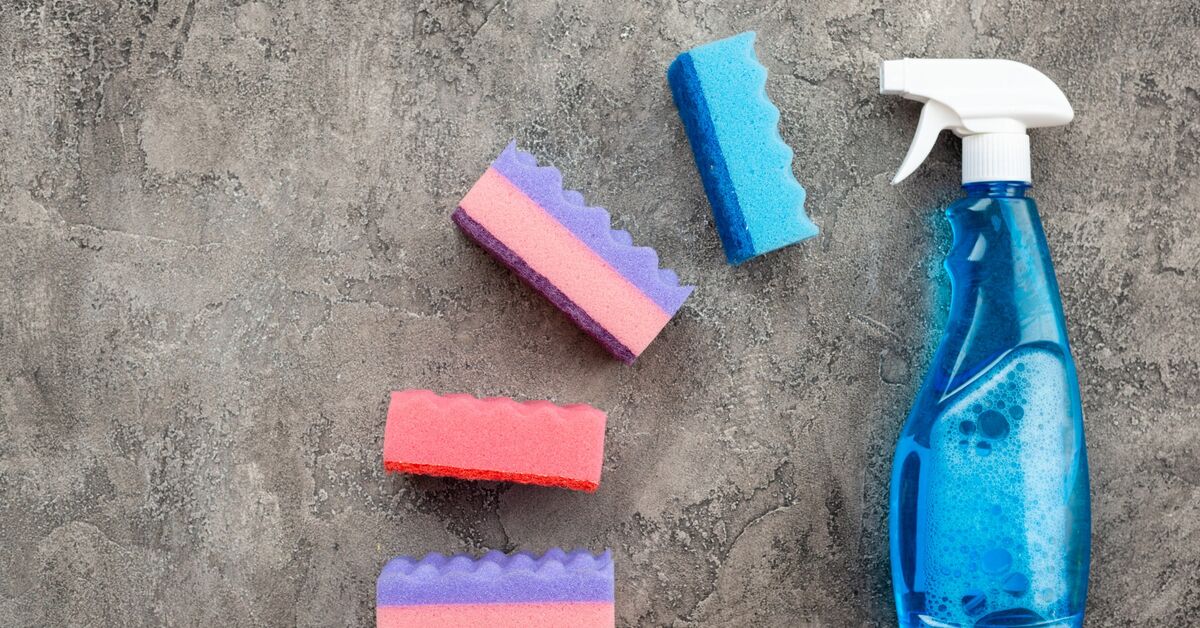 Bathroom cleaning supplies for limescale